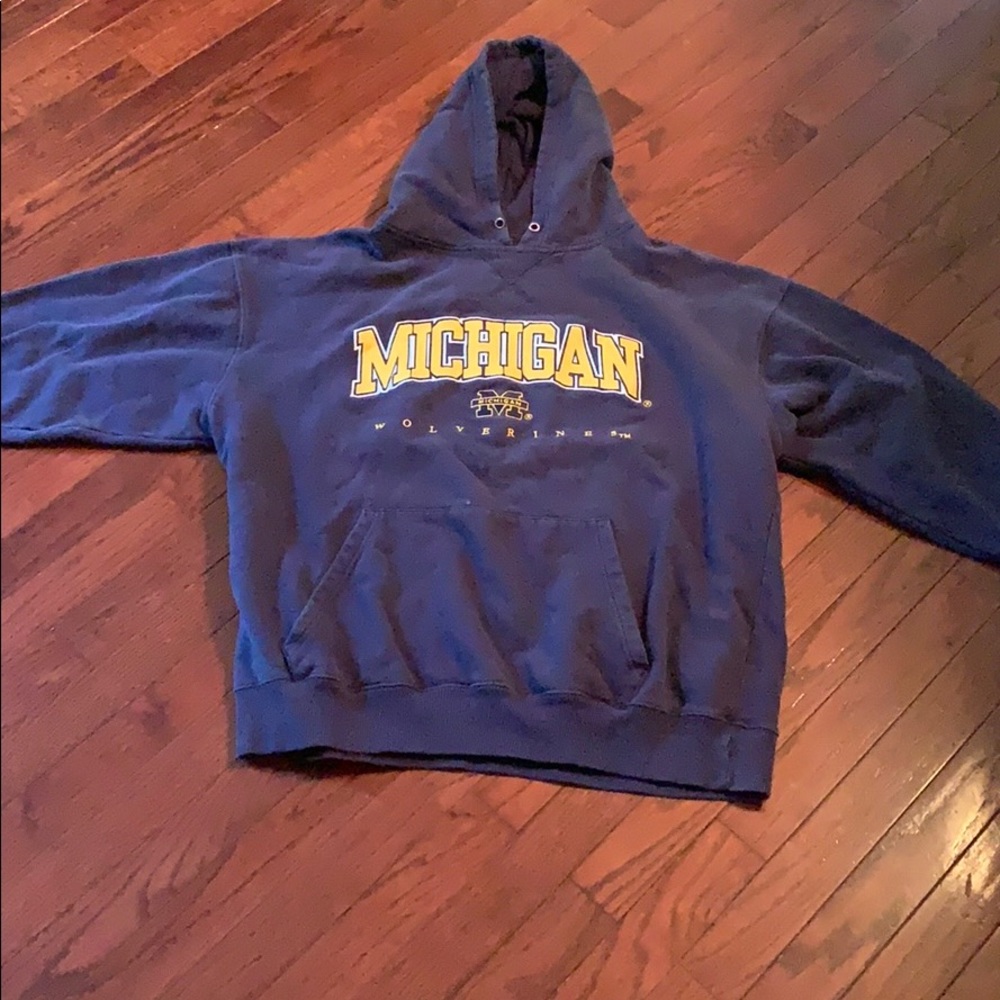 XL Michigan sweatshirt